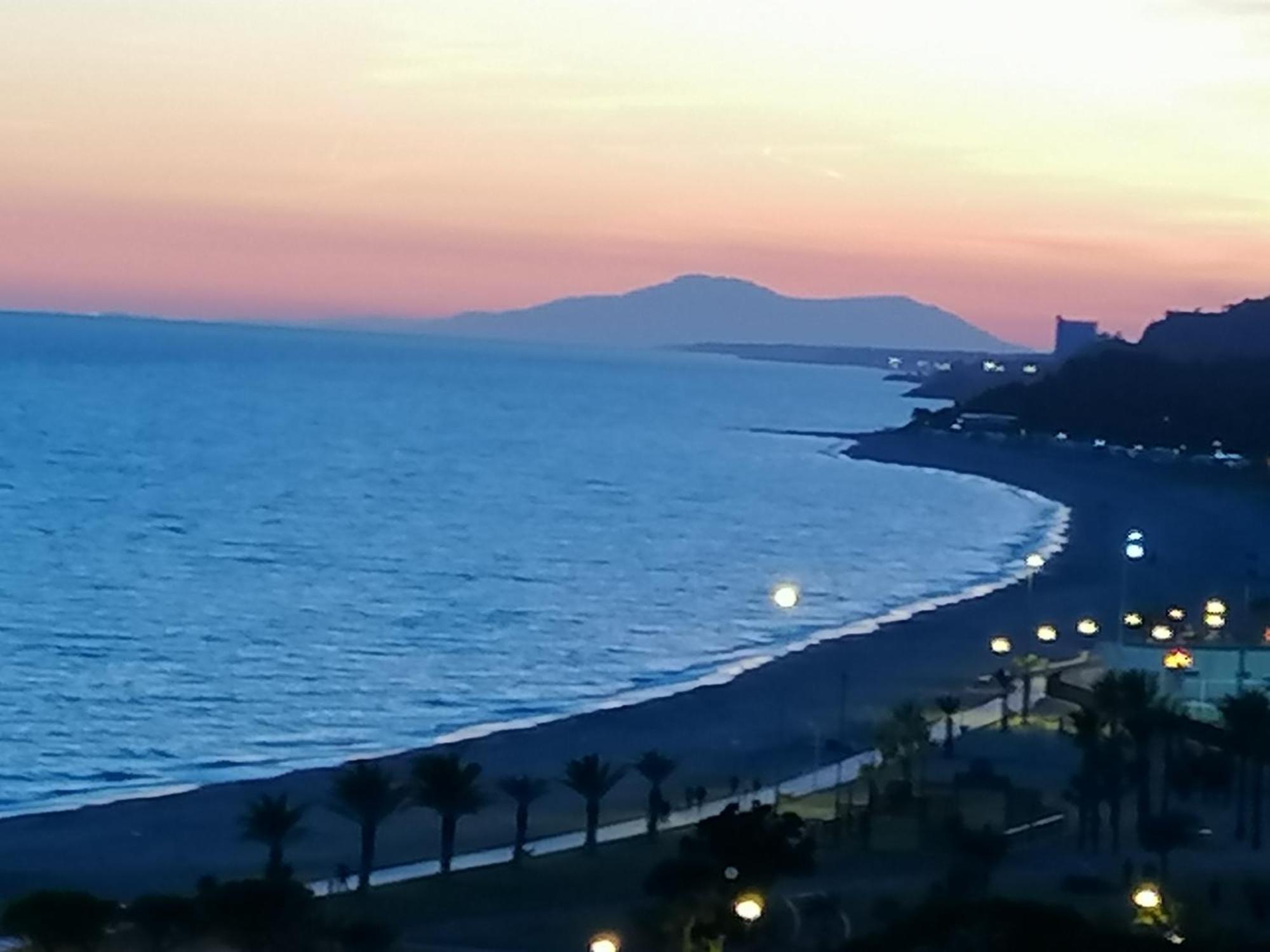 Apartamento Con Terraza, Vistas Playa Y Montana Vandellòs i l’Hospitalet de l’Infant Exterior foto