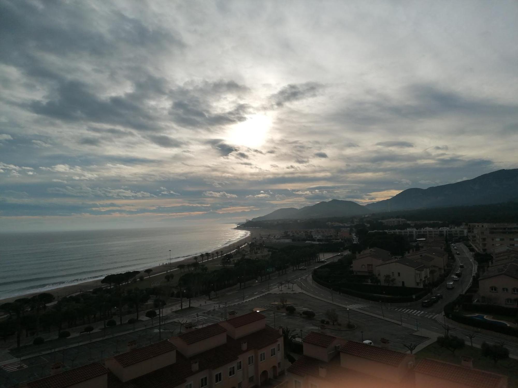 Apartamento Con Terraza, Vistas Playa Y Montana Vandellòs i l’Hospitalet de l’Infant Exterior foto